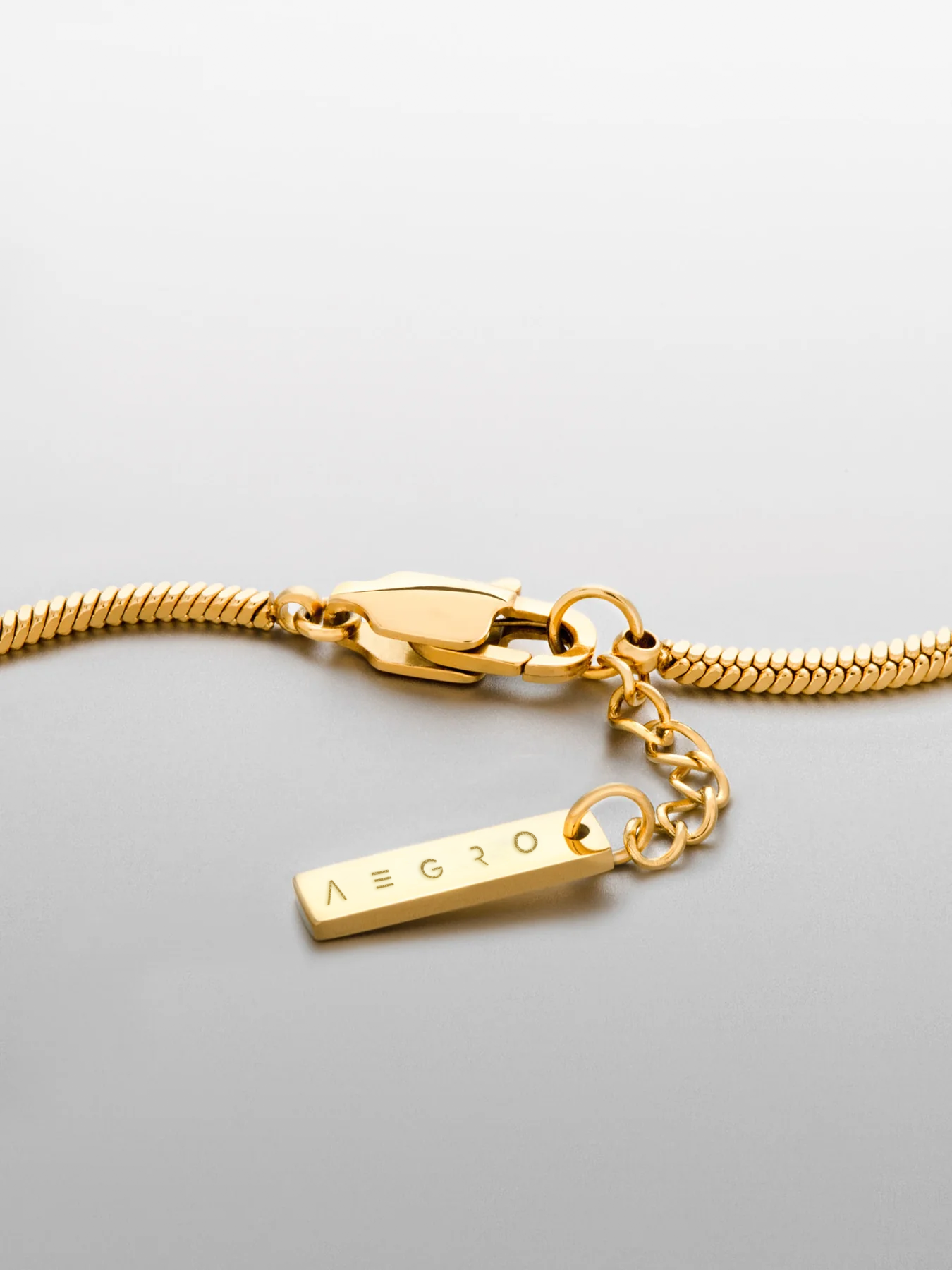 צמיד TOMMY
