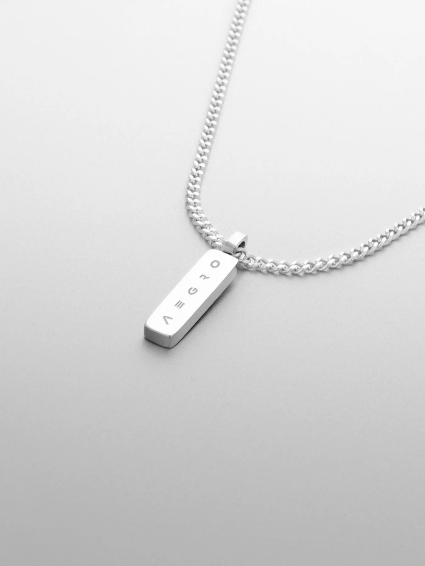 שרשרת תליון MINIMAL