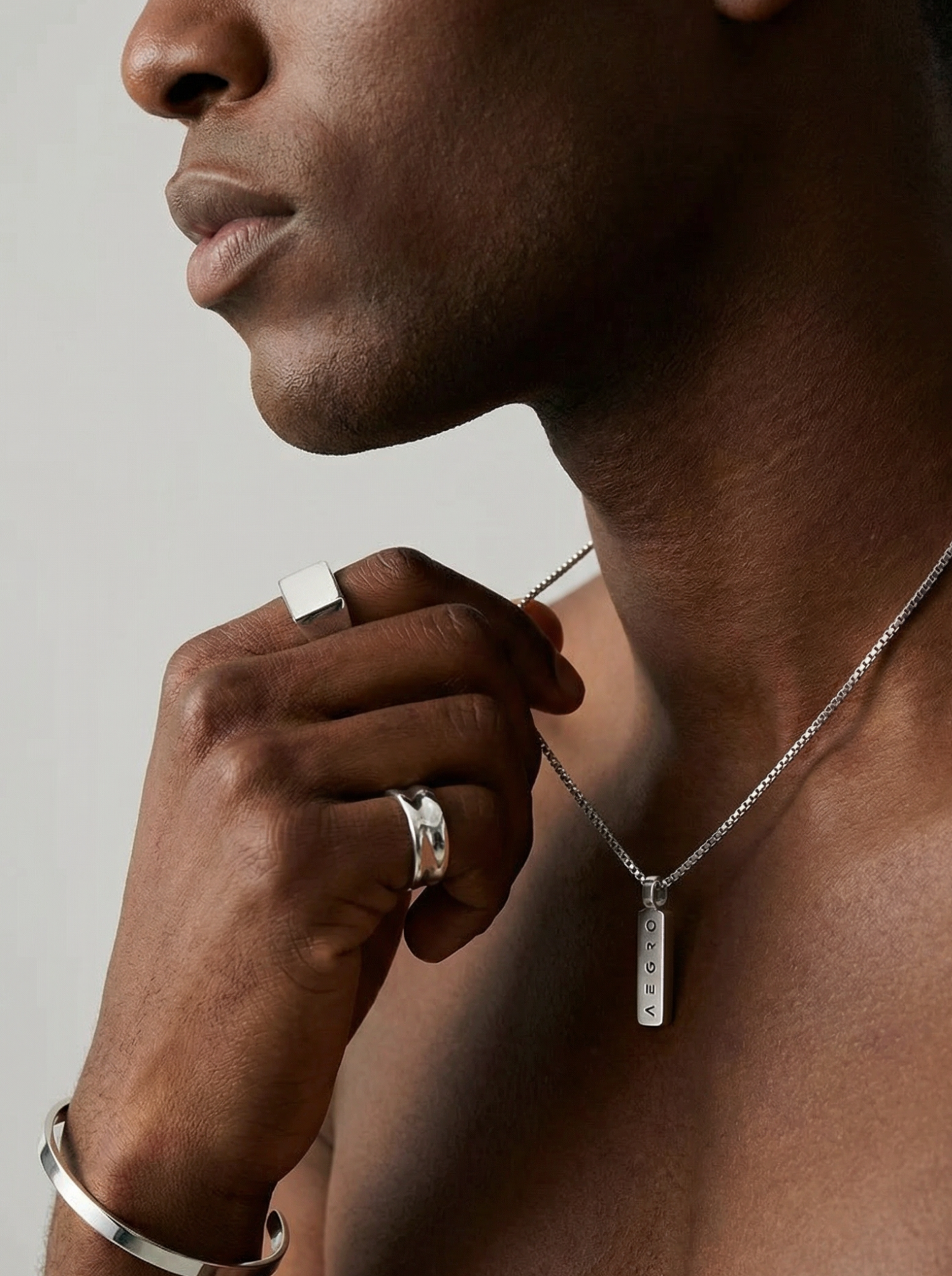 שרשרת תליון BOX